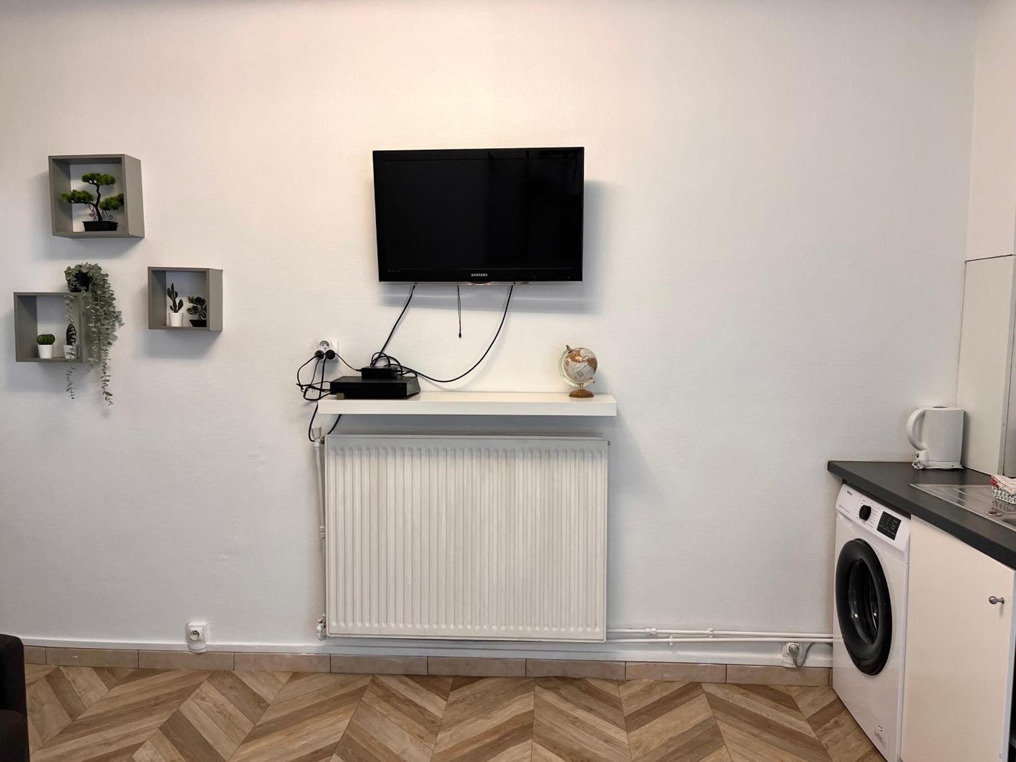 #2 Charmante Maison A 4 Min Metro 9 Bagnolet Exteriör bild