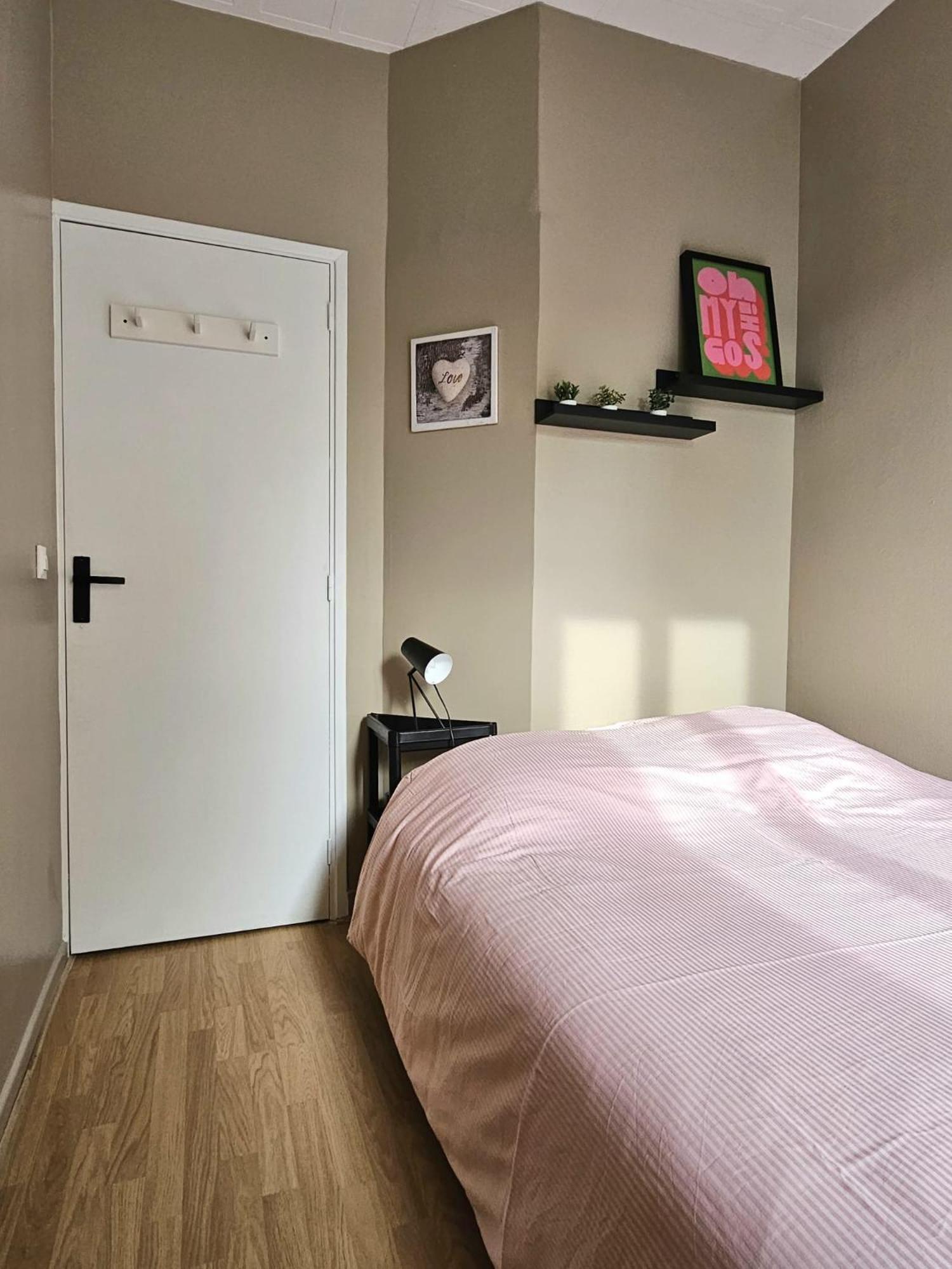 #2 Charmante Maison A 4 Min Metro 9 Bagnolet Exteriör bild